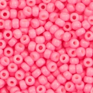 Perles de rocailles Miyuki 8/0 Duracoat opaque carnation pink 8-4467