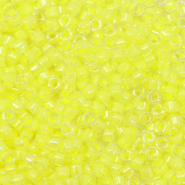 Perles Miyuki délicas 11/0 Luminous lime aid yellow DB-2031