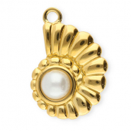 Breloques en acier Inox coquillage avec imitations perle Dor&eacute;-blanc