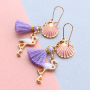 Sets d'inspiration Des bijoux colorés avec pendentifs en métal