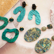 Sets d'inspiration Conseils pour la fabrication de boucles d’oreilles avec pendentifs en résine