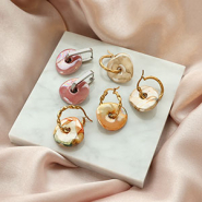 Sets d'inspiration Voici comment créer des boucles d’oreilles avec des perles en céramique donut