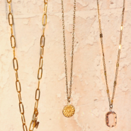 Sets d'inspiration Voici comment créer une collection avec des colliers en acier inox