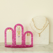 Sets d'inspiration Voici comment présenter vos bijoux sur les présentoirs Plexx