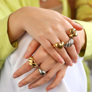 Sets d'inspiration Découvrez nos boucles d'oreilles et bagues en acier inoxydable