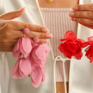 Sets d'inspiration Mix and match les boucles d'oreilles avec fleurs et nœuds