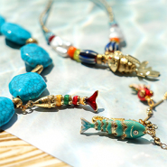 Sets d'inspiration Créez des bijoux ludiques avec des breloques en laiton