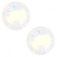 Swarovski Elements SS20 flatback (4.7mm) White opal