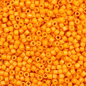 Perles Miyuki delicas 11/0 Duracoat opaque dyed kumquat orange DB-2104