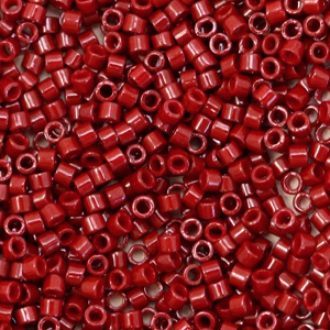 Perles Miyuki d&eacute;licas 11/0 Opaque dyed maroon red DB654