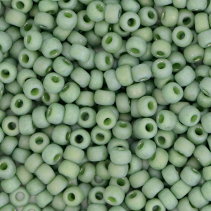 Perles de rocailles Miyuki 8/0 Opaque glazed frosted pistachio green 8-4698
