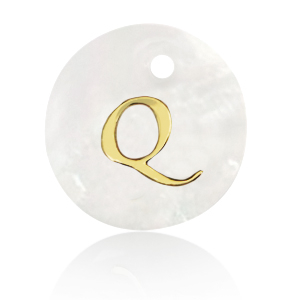 Pendentifs coquillage specials lettre Q Dor&eacute;-blanc (couleur naturelle)