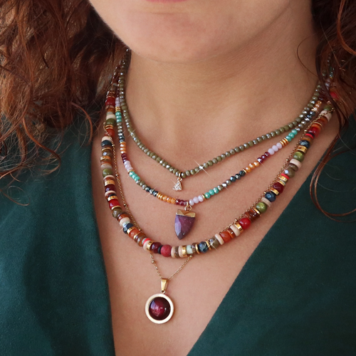 Cr&eacute;ez une parure intemporelle avec les nouveaux appr&ecirc;ts en m&eacute;tal DQ.