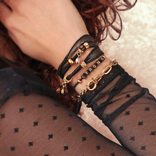 Voici comment confectionner les plus beaux bijoux C.U.S&reg;: