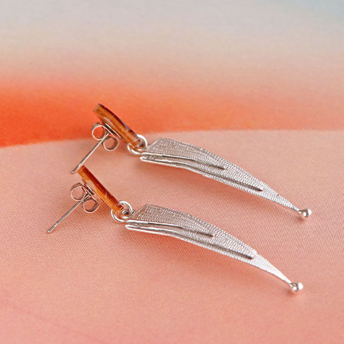 Soyez cr&eacute;atif(ve) avec ces boucles d&rsquo;oreilles pratiques