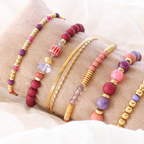 Inspiration de bracelets avec des perles acryliques