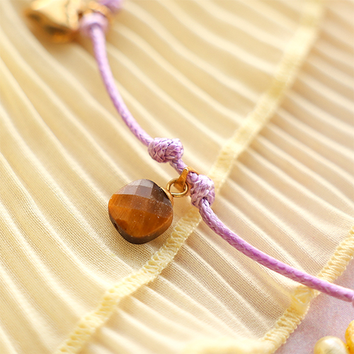 Cr&eacute;ation de colliers tendance avec des pendentifs en pierre naturelle