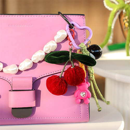 Cr&eacute;ez des accessoires audacieux avec des pendentifs !