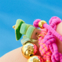 Inspiration avec des perles coquillage et du cordon &eacute;lastique