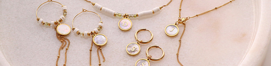 Perles coquillage specials / Pendentifs coquillage specials Perles coquillage specials / Pendentifs coquillage specials