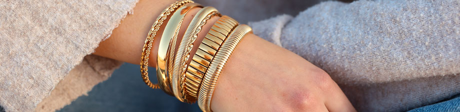 Nouvelle série de bracelets joncs en acier inoxydable Nouvelle série de bracelets joncs en acier inoxydable