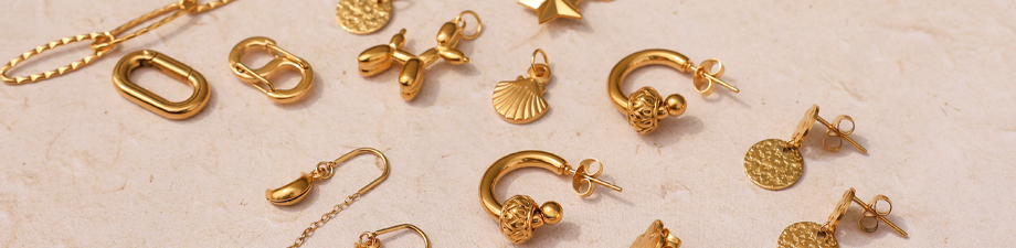 Tout juste arrivé! Boucles d'oreille en acier inoxydable Tout juste arrivé! Boucles d'oreille en acier inoxydable