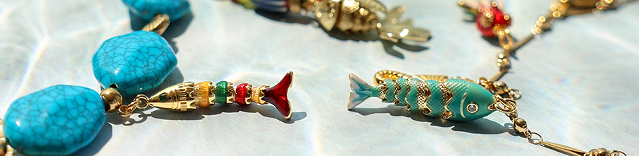 Nouvelle collection de breloques en laiton